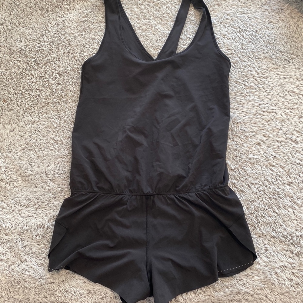 lululemon chase me onzie/romper